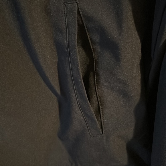 New Balance running jacket - Picture 4 of 8